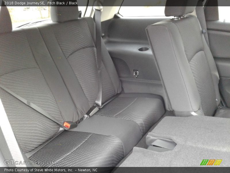 Pitch Black / Black 2018 Dodge Journey SE