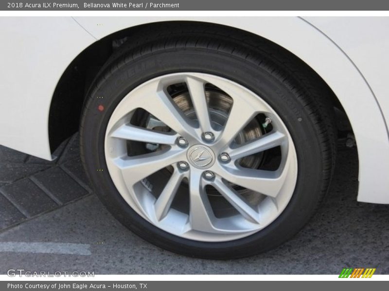 Bellanova White Pearl / Parchment 2018 Acura ILX Premium