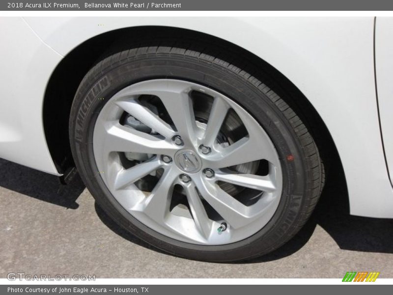 Bellanova White Pearl / Parchment 2018 Acura ILX Premium