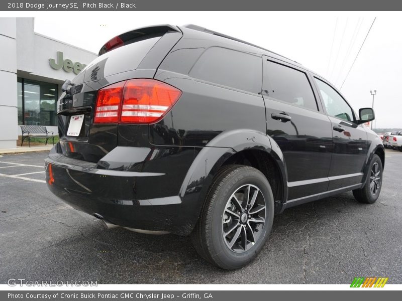 Pitch Black / Black 2018 Dodge Journey SE