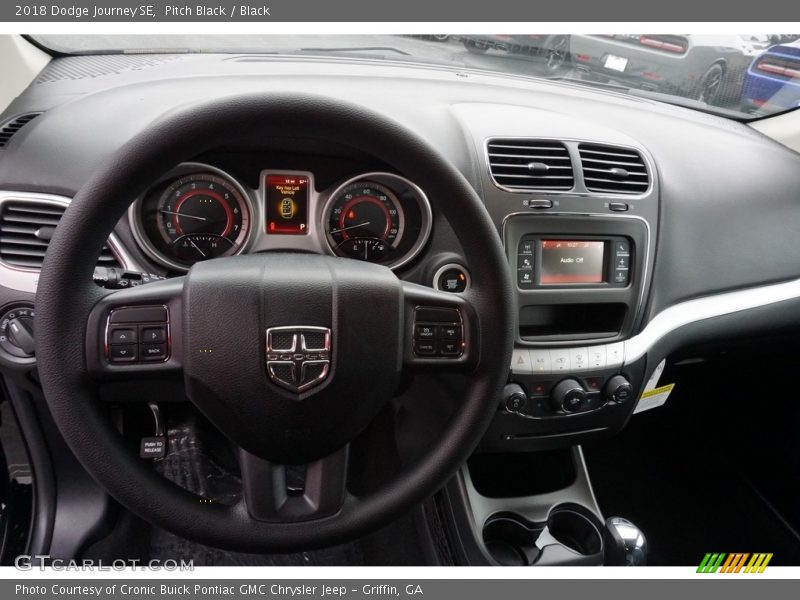 Pitch Black / Black 2018 Dodge Journey SE