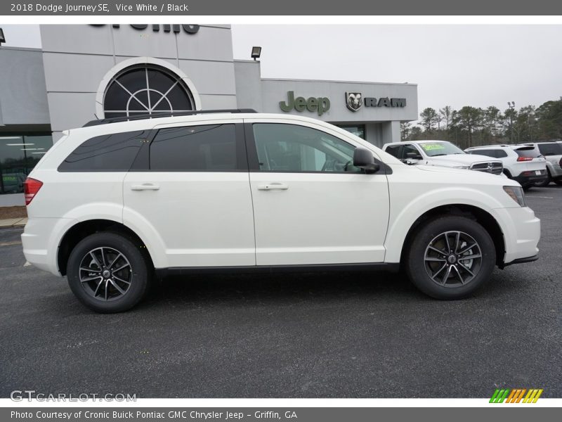 Vice White / Black 2018 Dodge Journey SE