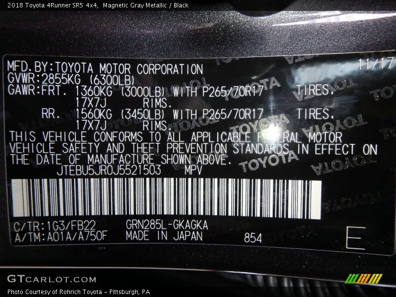 Magnetic Gray Metallic / Black 2018 Toyota 4Runner SR5 4x4