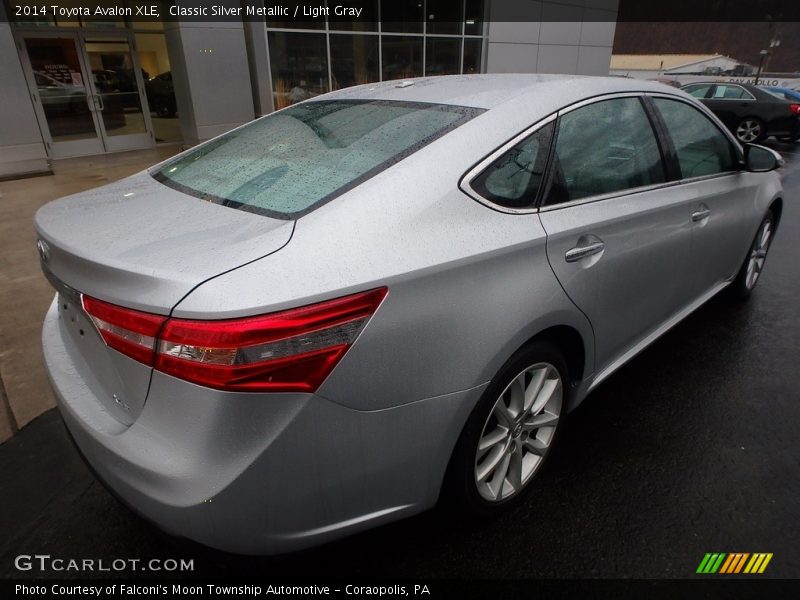 Classic Silver Metallic / Light Gray 2014 Toyota Avalon XLE