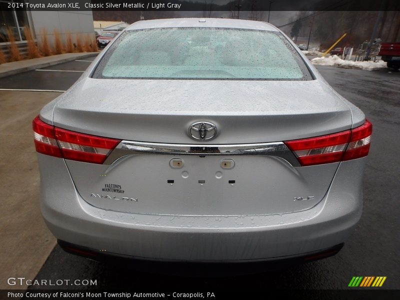 Classic Silver Metallic / Light Gray 2014 Toyota Avalon XLE