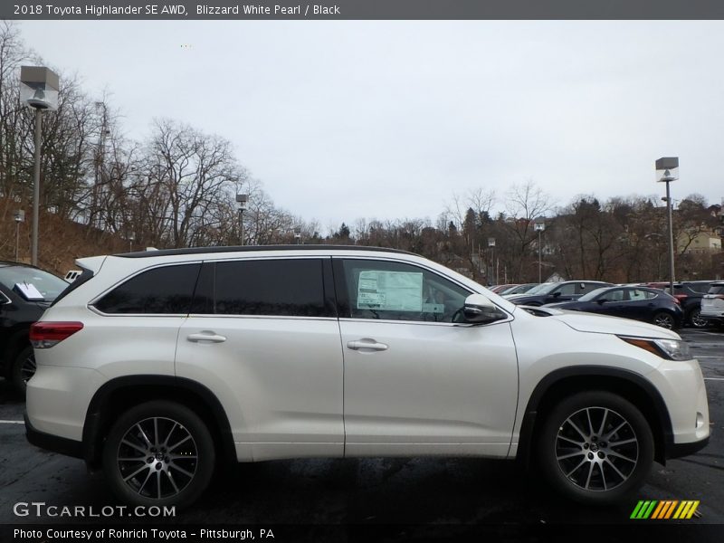 Blizzard White Pearl / Black 2018 Toyota Highlander SE AWD