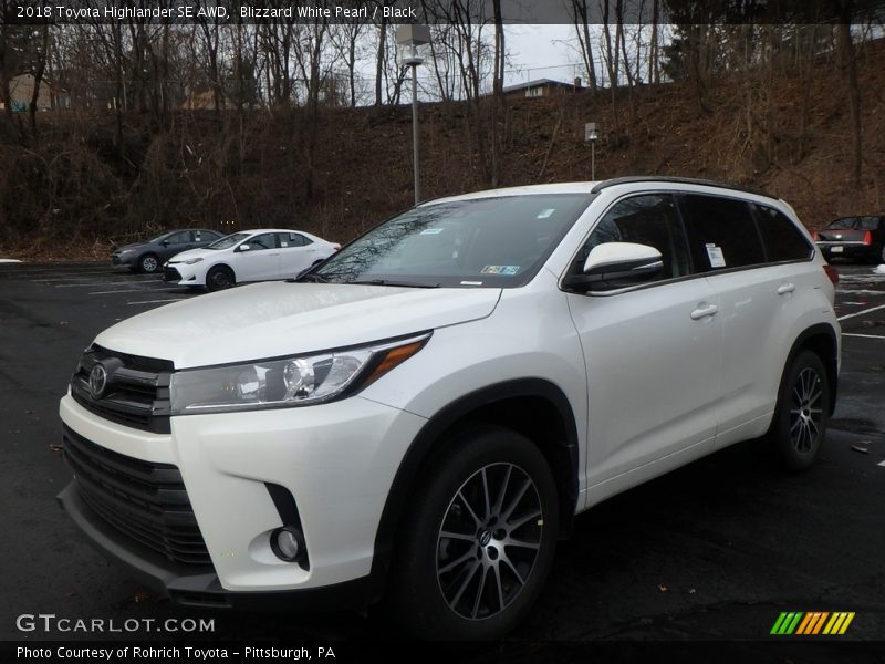 Blizzard White Pearl / Black 2018 Toyota Highlander SE AWD