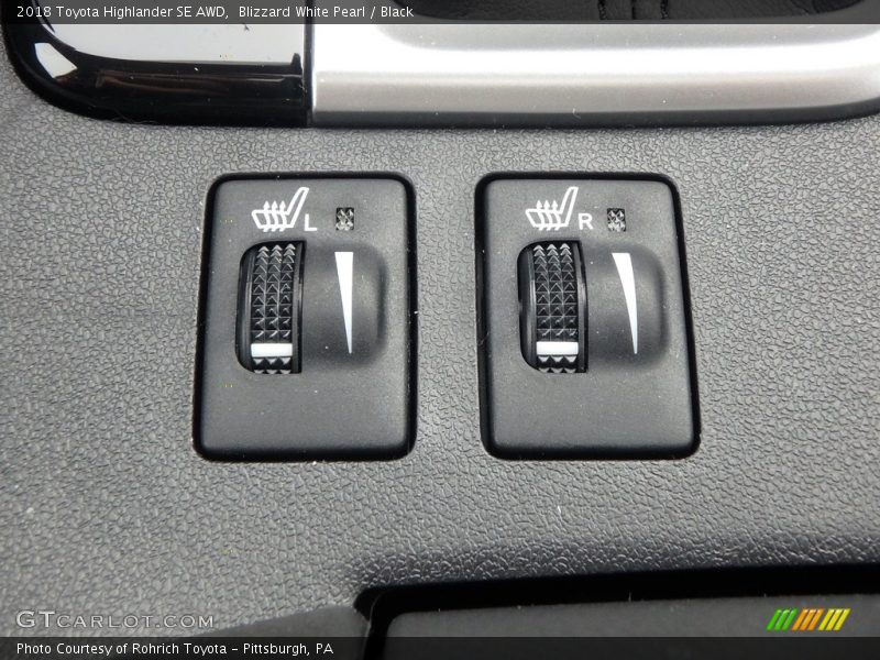 Blizzard White Pearl / Black 2018 Toyota Highlander SE AWD