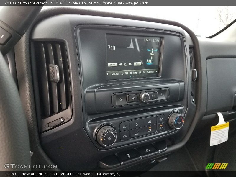 Summit White / Dark Ash/Jet Black 2018 Chevrolet Silverado 1500 WT Double Cab
