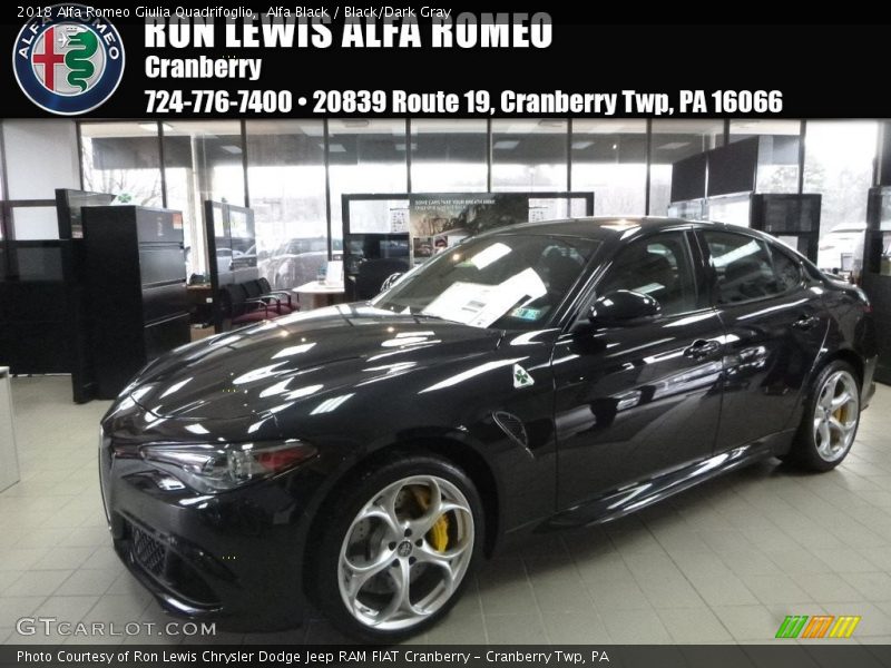 Alfa Black / Black/Dark Gray 2018 Alfa Romeo Giulia Quadrifoglio