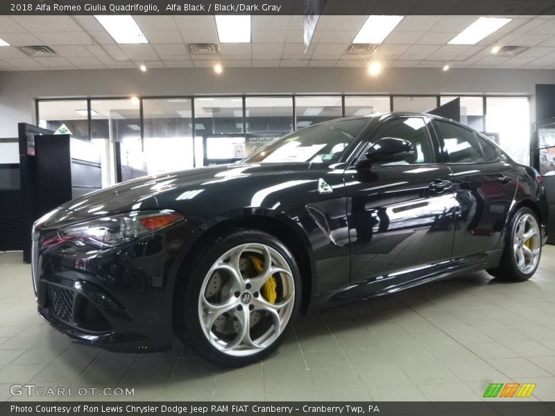 Alfa Black / Black/Dark Gray 2018 Alfa Romeo Giulia Quadrifoglio