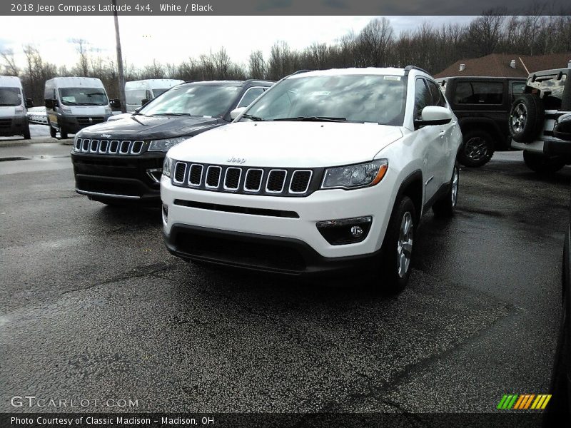 White / Black 2018 Jeep Compass Latitude 4x4