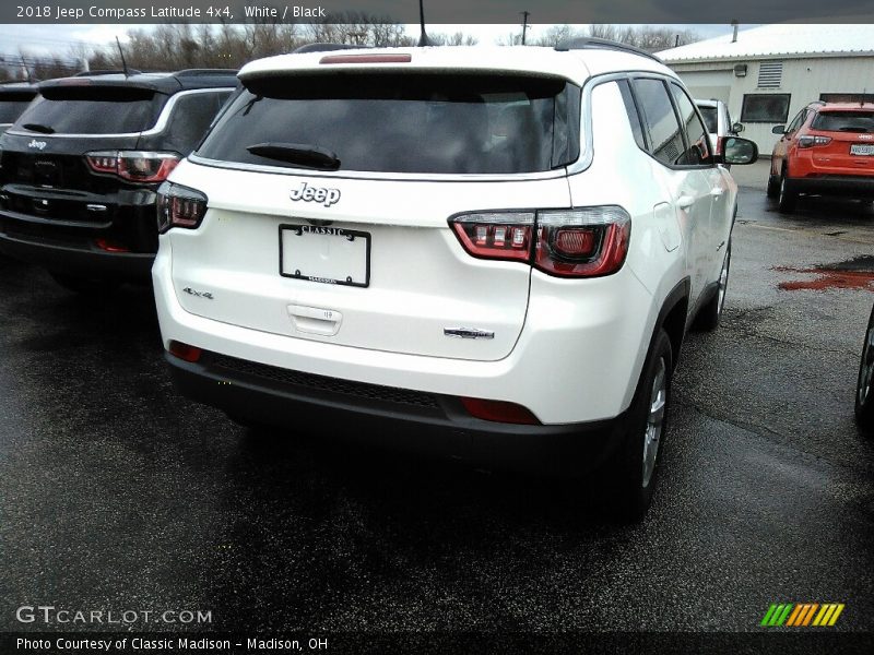 White / Black 2018 Jeep Compass Latitude 4x4