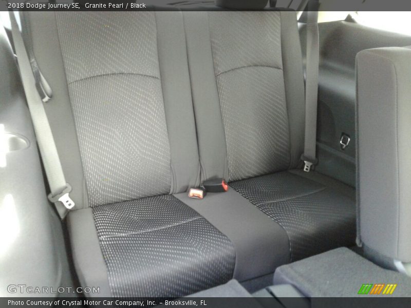 Granite Pearl / Black 2018 Dodge Journey SE