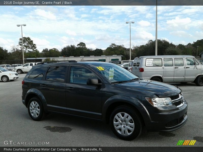 Granite Pearl / Black 2018 Dodge Journey SE
