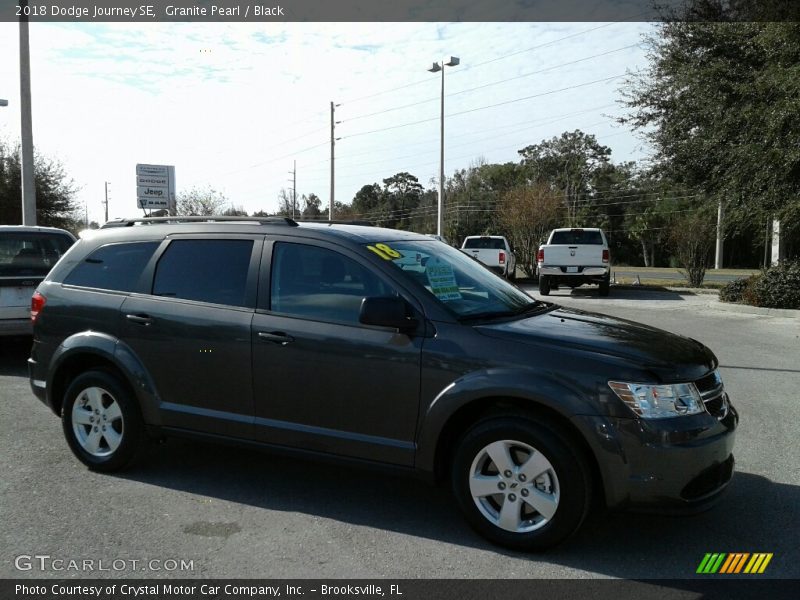 Granite Pearl / Black 2018 Dodge Journey SE