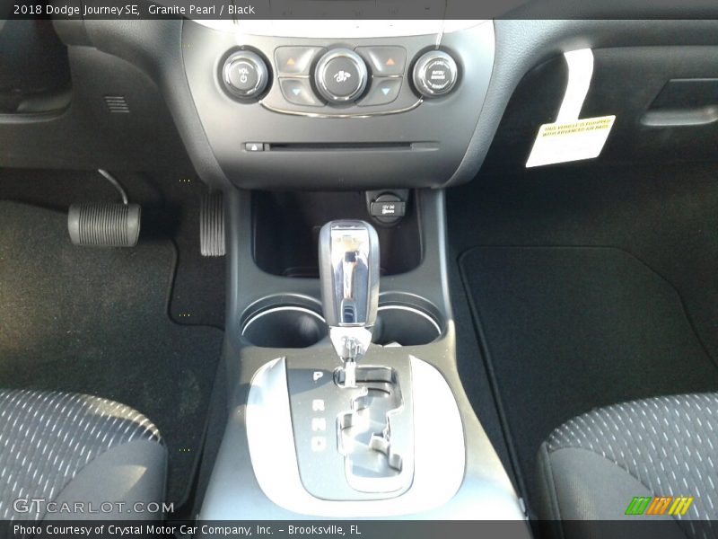 Granite Pearl / Black 2018 Dodge Journey SE