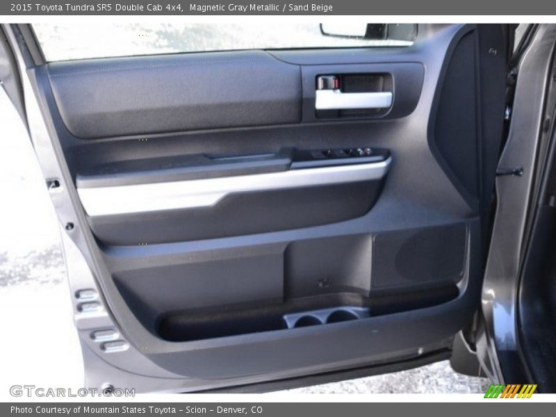 Magnetic Gray Metallic / Sand Beige 2015 Toyota Tundra SR5 Double Cab 4x4