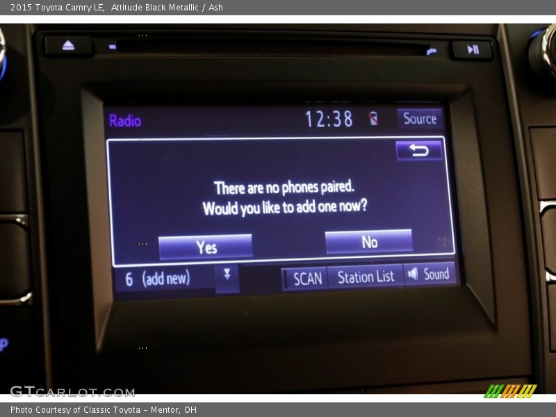 Attitude Black Metallic / Ash 2015 Toyota Camry LE