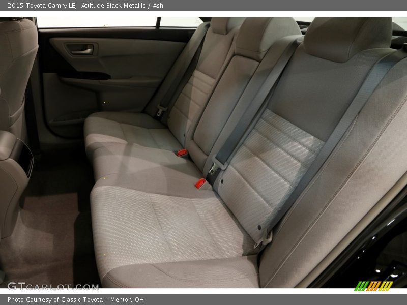 Attitude Black Metallic / Ash 2015 Toyota Camry LE