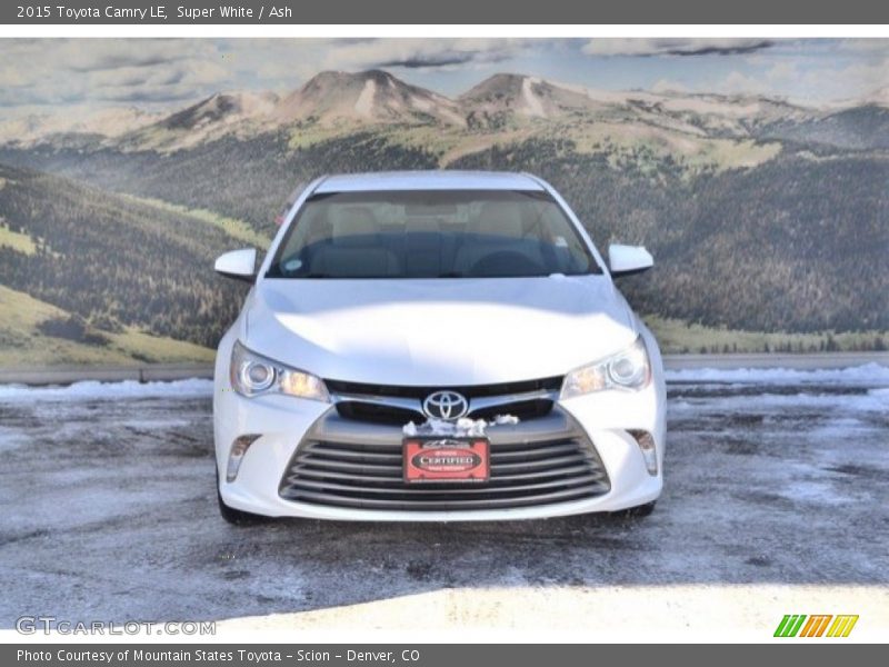 Super White / Ash 2015 Toyota Camry LE