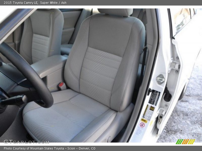 Super White / Ash 2015 Toyota Camry LE