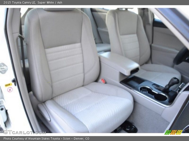 Super White / Ash 2015 Toyota Camry LE