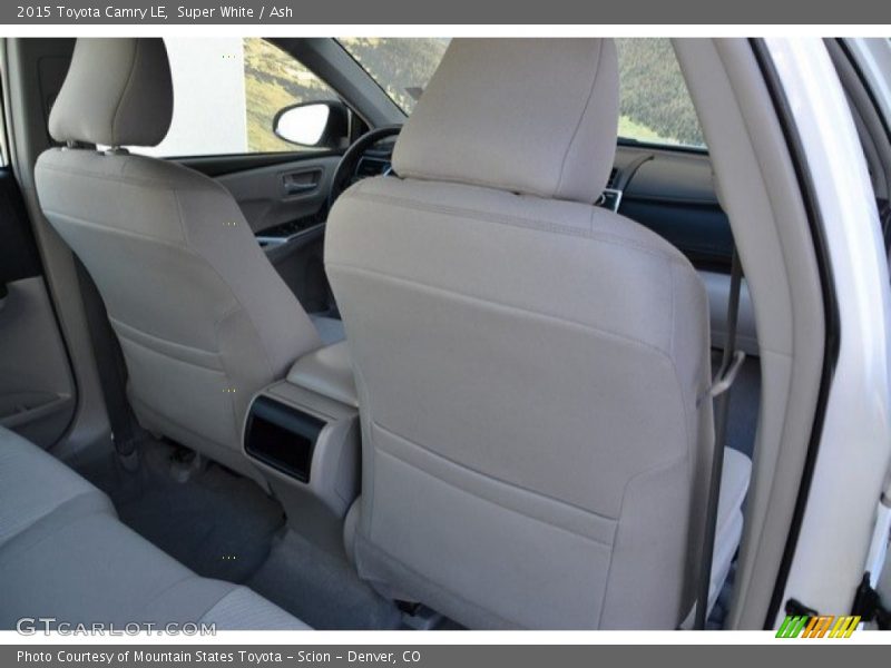 Super White / Ash 2015 Toyota Camry LE