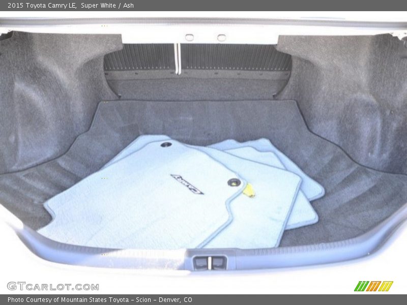 Super White / Ash 2015 Toyota Camry LE