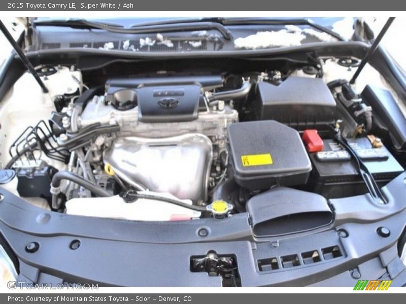 Super White / Ash 2015 Toyota Camry LE
