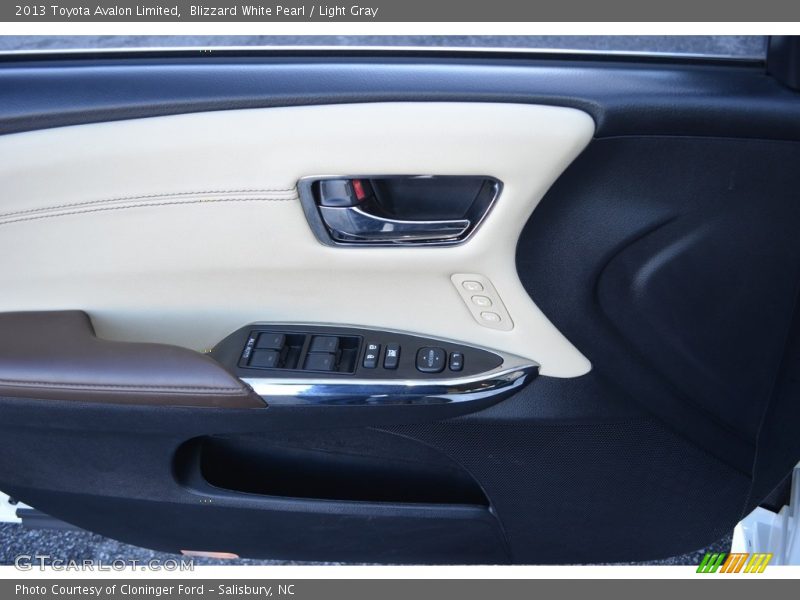 Blizzard White Pearl / Light Gray 2013 Toyota Avalon Limited