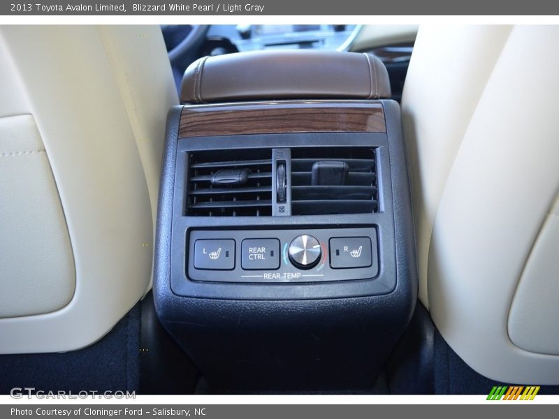 Blizzard White Pearl / Light Gray 2013 Toyota Avalon Limited
