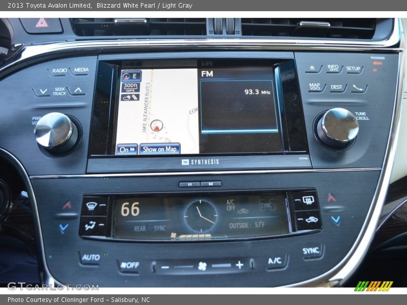 Blizzard White Pearl / Light Gray 2013 Toyota Avalon Limited