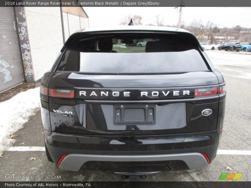 Santorini Black Metallic / Dapple Grey/Ebony 2018 Land Rover Range Rover Velar S