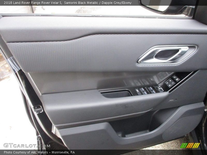 Santorini Black Metallic / Dapple Grey/Ebony 2018 Land Rover Range Rover Velar S