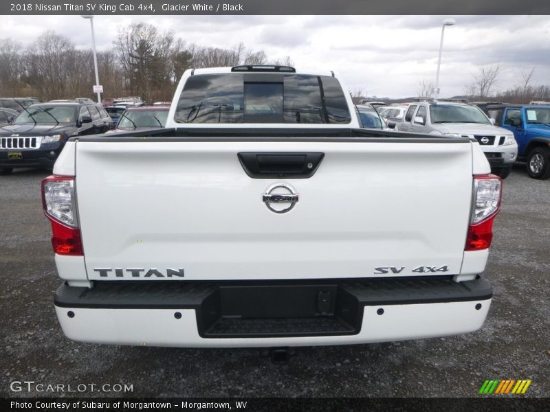 Glacier White / Black 2018 Nissan Titan SV King Cab 4x4
