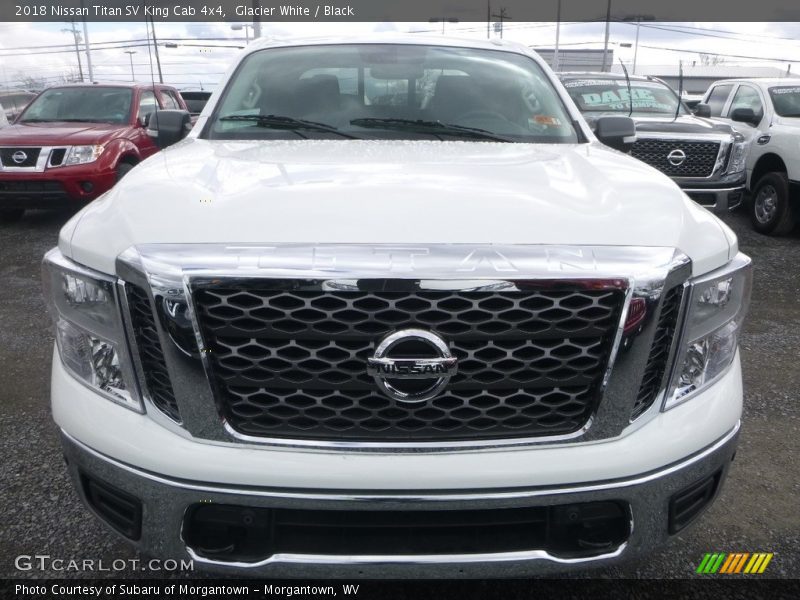 Glacier White / Black 2018 Nissan Titan SV King Cab 4x4