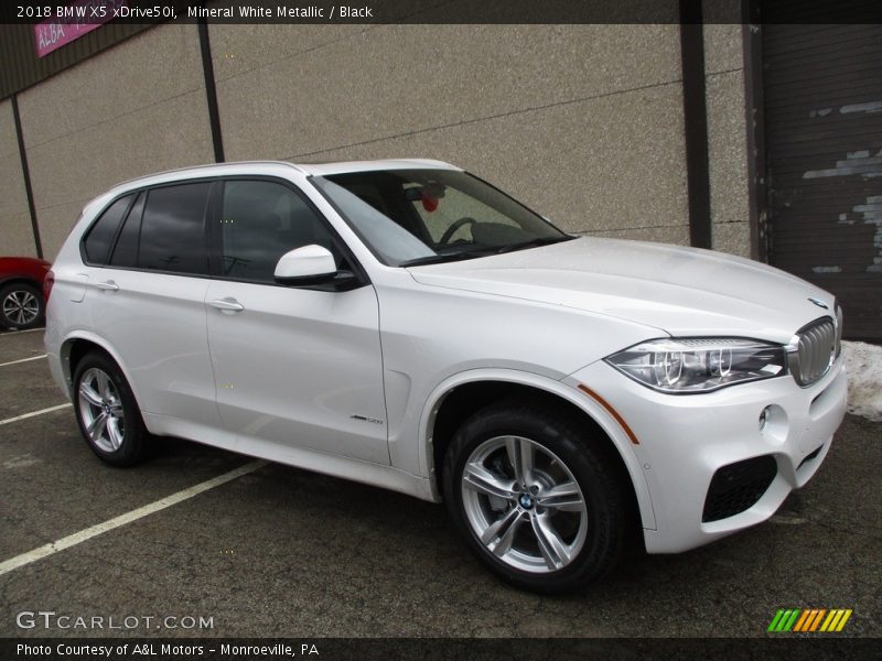 Mineral White Metallic / Black 2018 BMW X5 xDrive50i