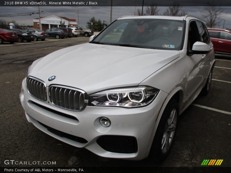 Mineral White Metallic / Black 2018 BMW X5 xDrive50i