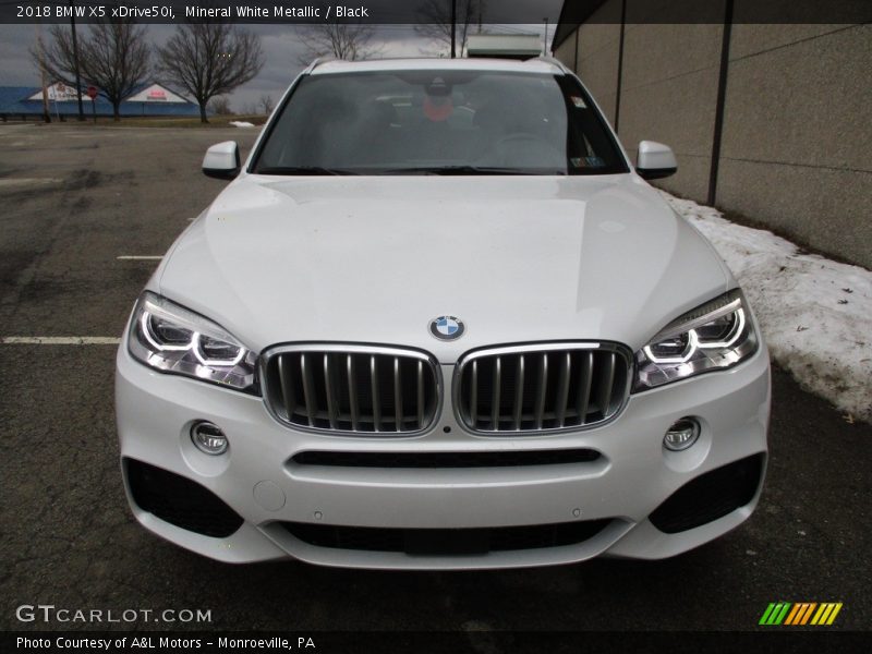 Mineral White Metallic / Black 2018 BMW X5 xDrive50i