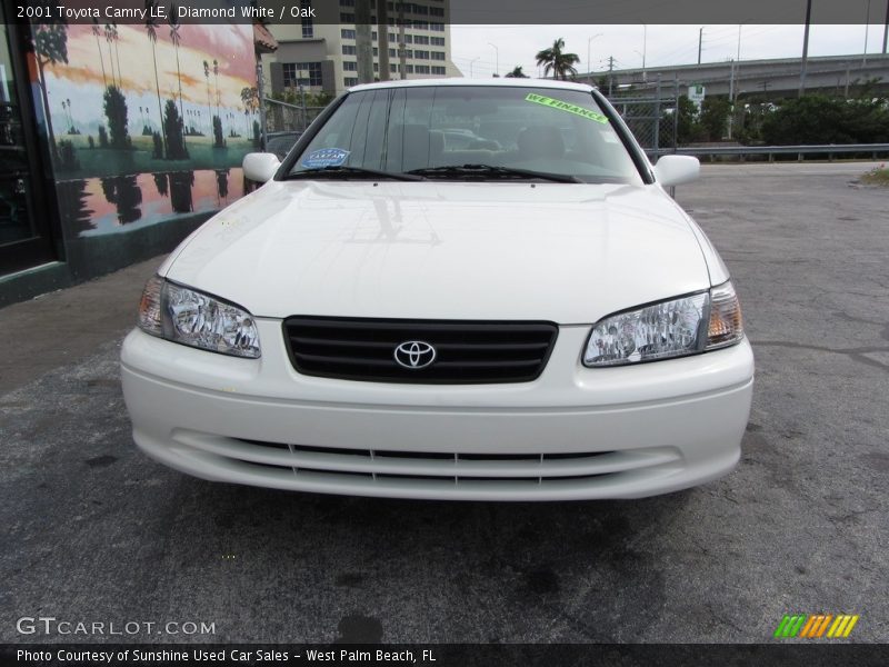 Diamond White / Oak 2001 Toyota Camry LE
