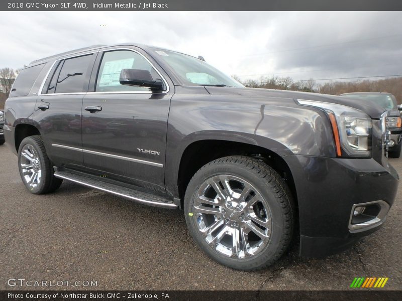 Front 3/4 View of 2018 Yukon SLT 4WD