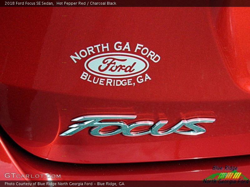 Hot Pepper Red / Charcoal Black 2018 Ford Focus SE Sedan