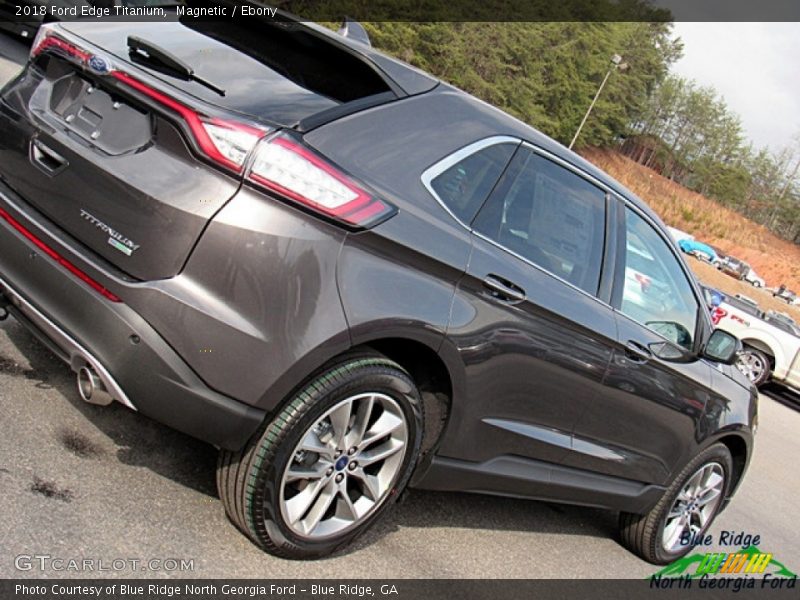 Magnetic / Ebony 2018 Ford Edge Titanium