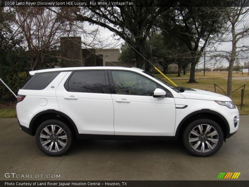 Fuji White / Vintage Tan 2018 Land Rover Discovery Sport HSE Luxury