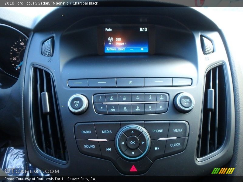 Magnetic / Charcoal Black 2018 Ford Focus S Sedan