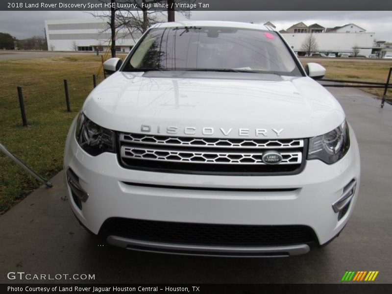 Fuji White / Vintage Tan 2018 Land Rover Discovery Sport HSE Luxury