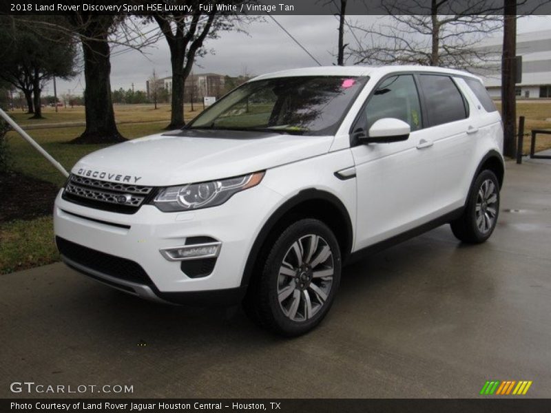Fuji White / Vintage Tan 2018 Land Rover Discovery Sport HSE Luxury