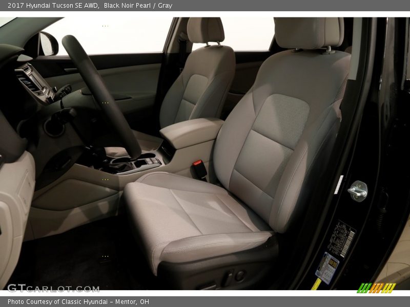 Black Noir Pearl / Gray 2017 Hyundai Tucson SE AWD