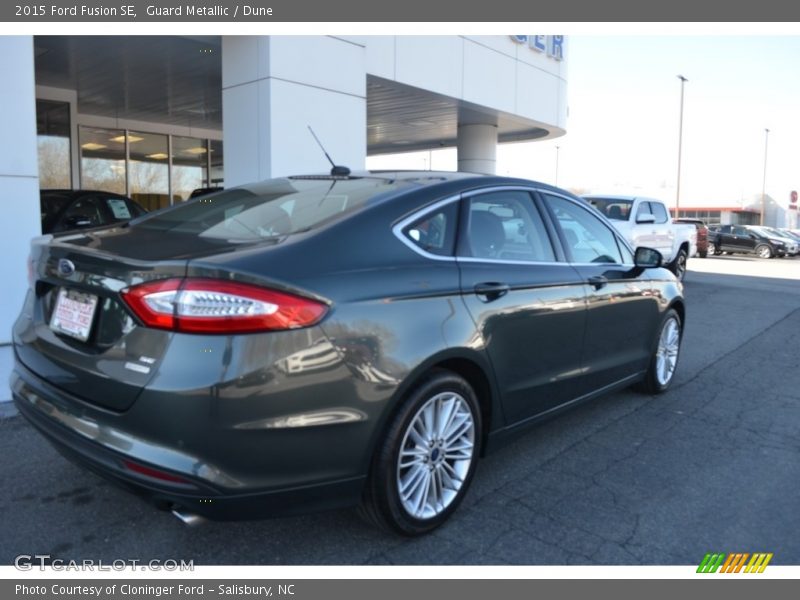 Guard Metallic / Dune 2015 Ford Fusion SE